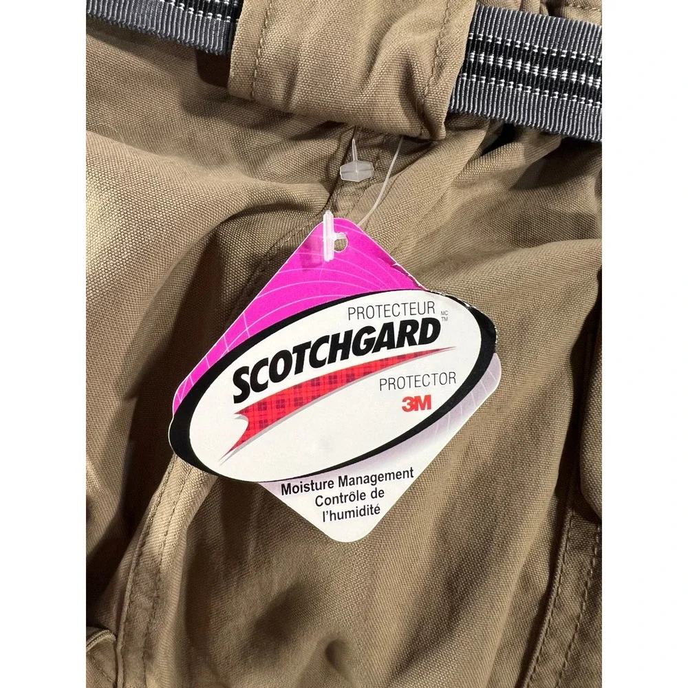 Duluth Trading Co gorpcore closures